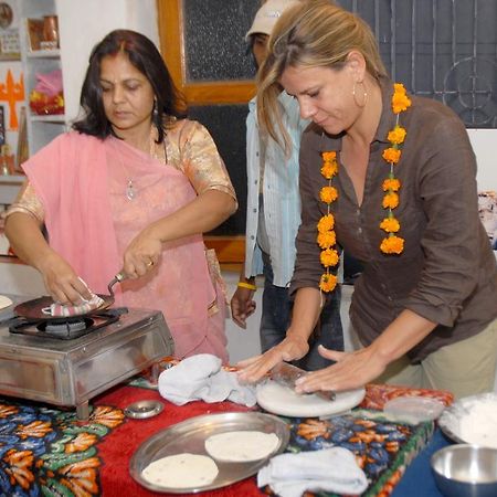 Pushkar Cooking Art And Home Stay Ngoại thất bức ảnh