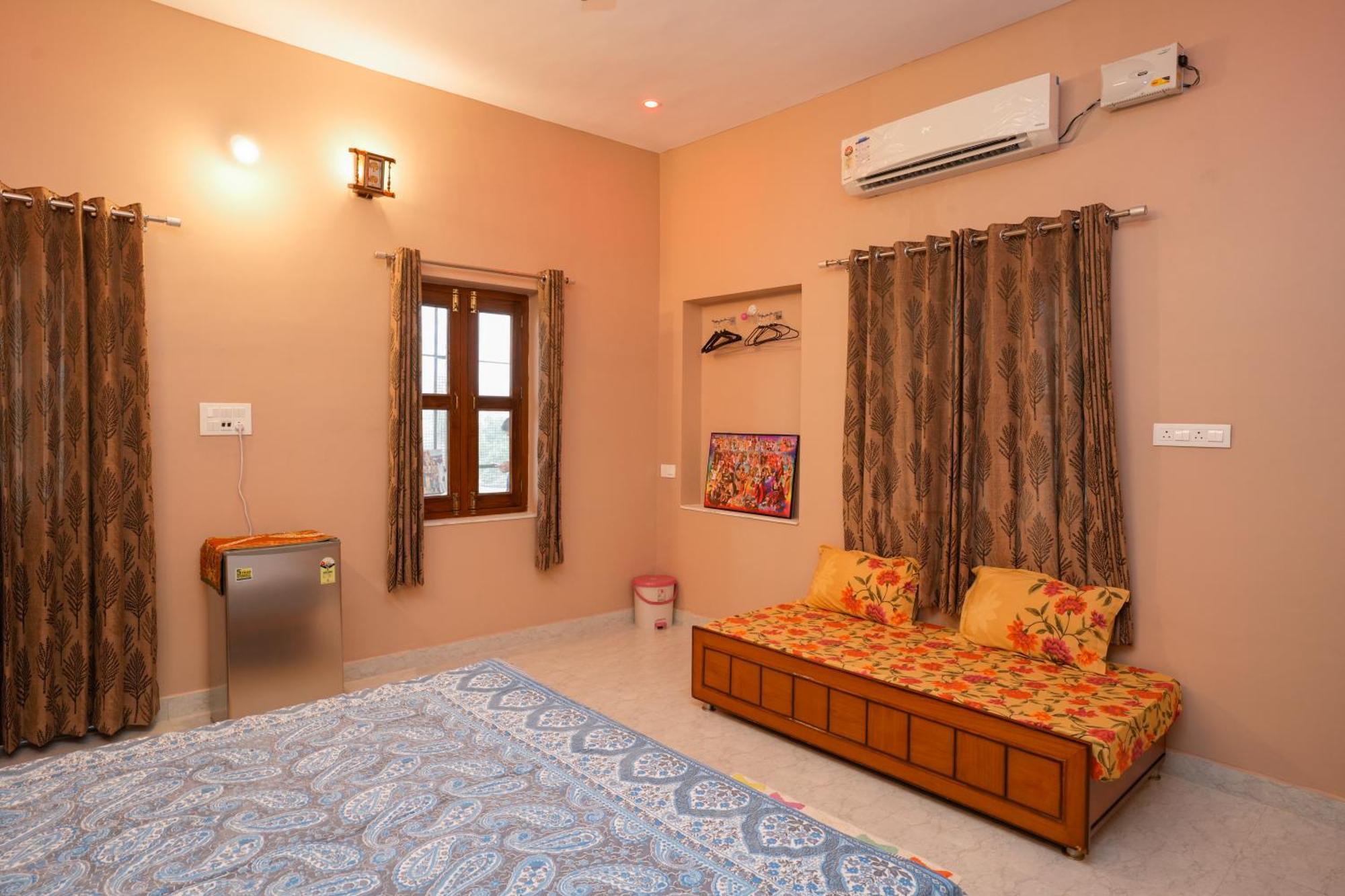 Pushkar Cooking Art And Home Stay Ngoại thất bức ảnh